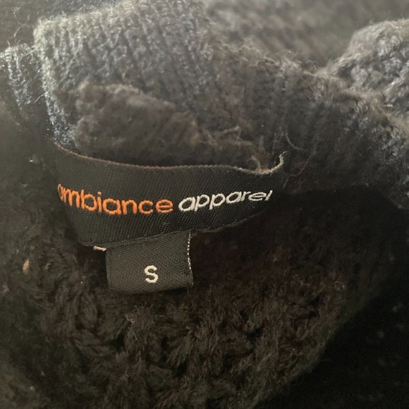 Ambiance Apparel Sweater Womens Small Black Criss Cross Back - Picture 3 of 10